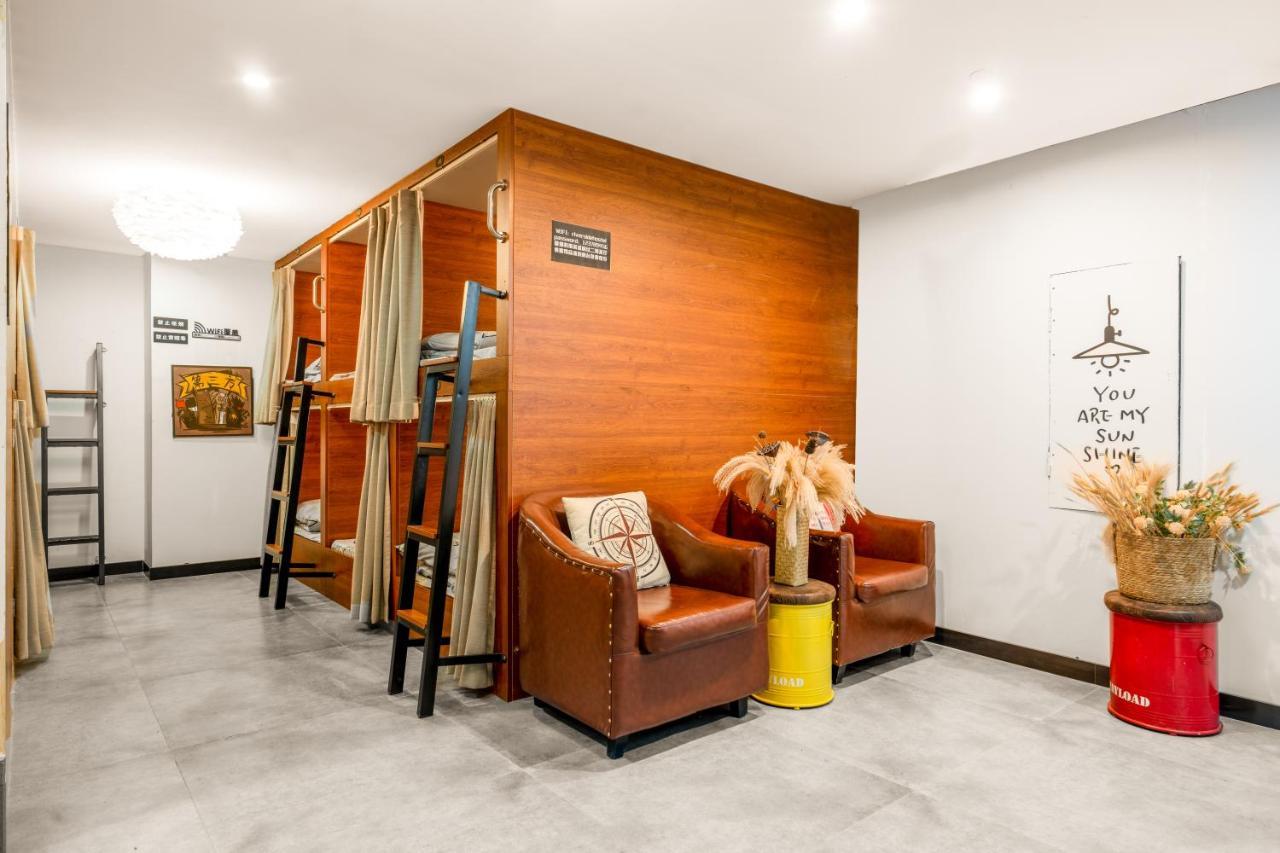 Riverside International Youth Hostel阅江老院青年旅舍 Chongqing Exterior foto